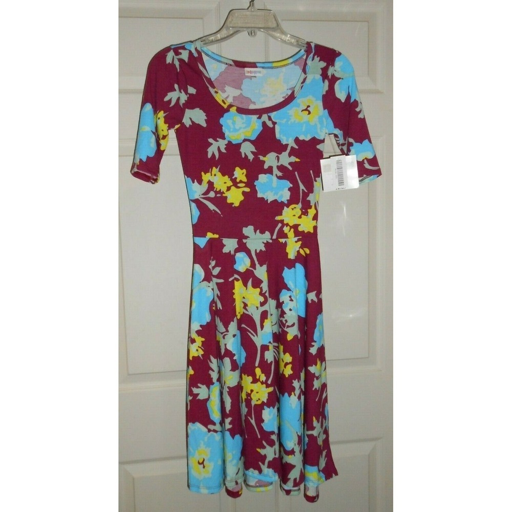 NEW CUTE Lularoe Nicole Dress Floral Watercolor Flowers cranberry background XXS